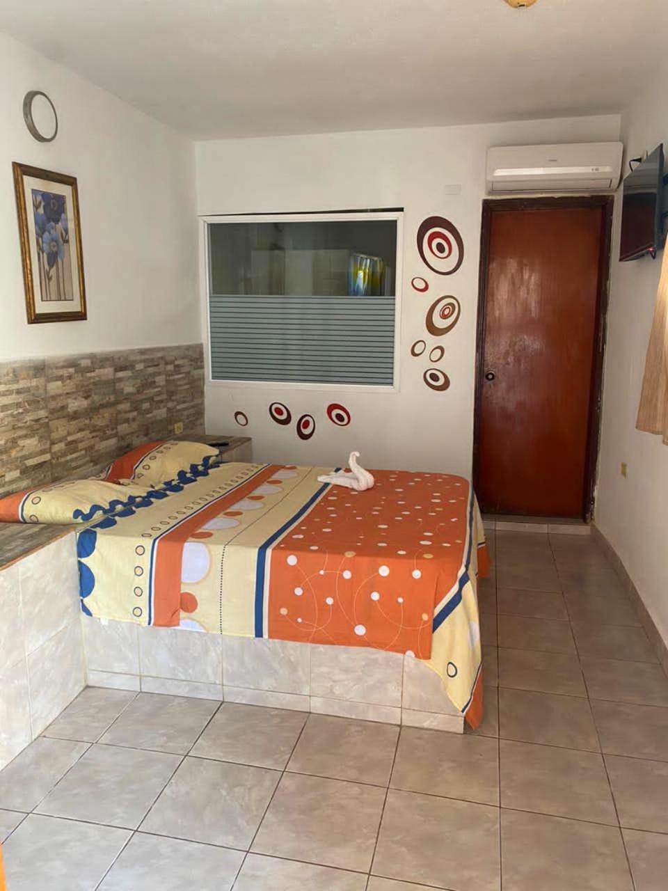 Hotel Brisas Del Mar 2022 Катья-ла-Мар Экстерьер фото
